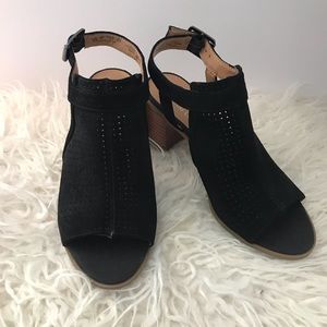 Size 6 Franco Sarto Heels